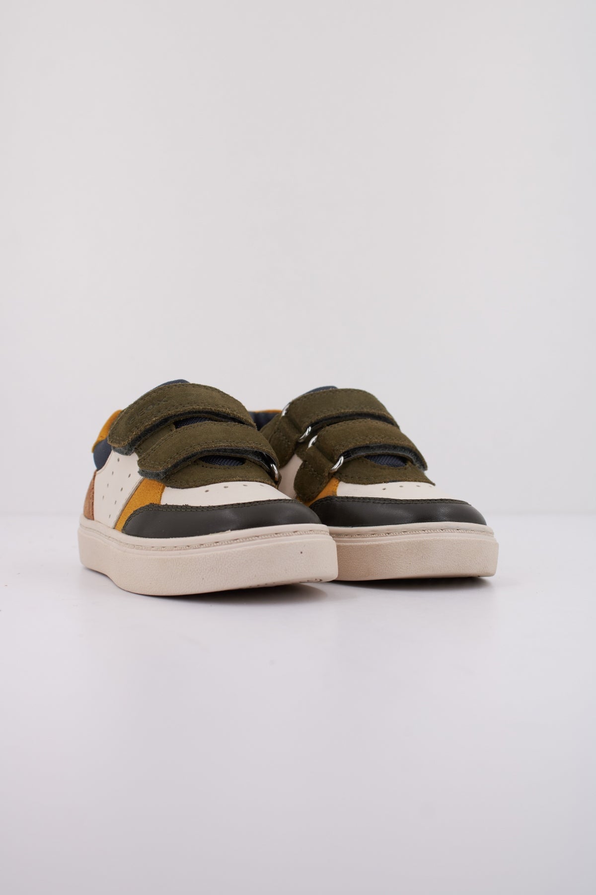 GEOX  B NASHIK BOY  en color MULTICOLOR  (2)