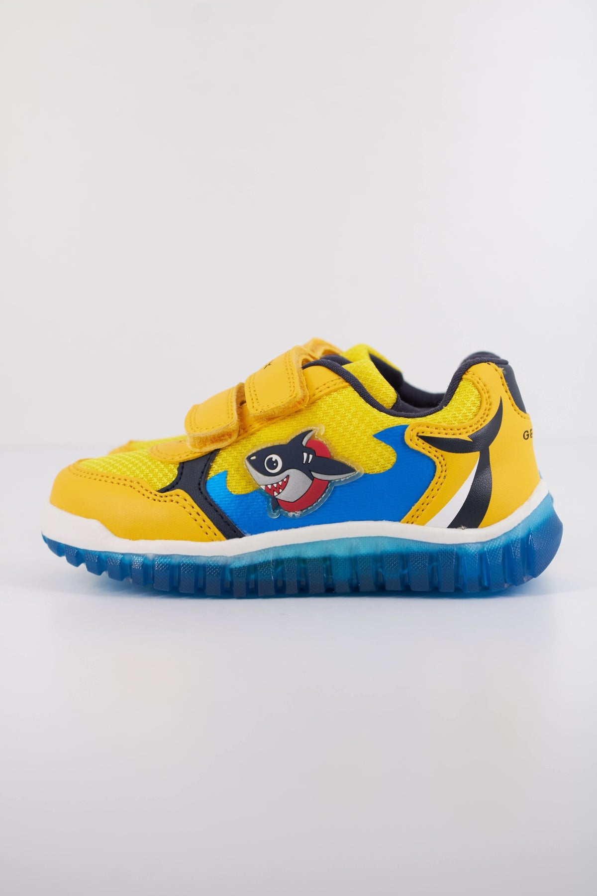 GEOX LIGHTYLOO BOY en color AMARILLO  (1)