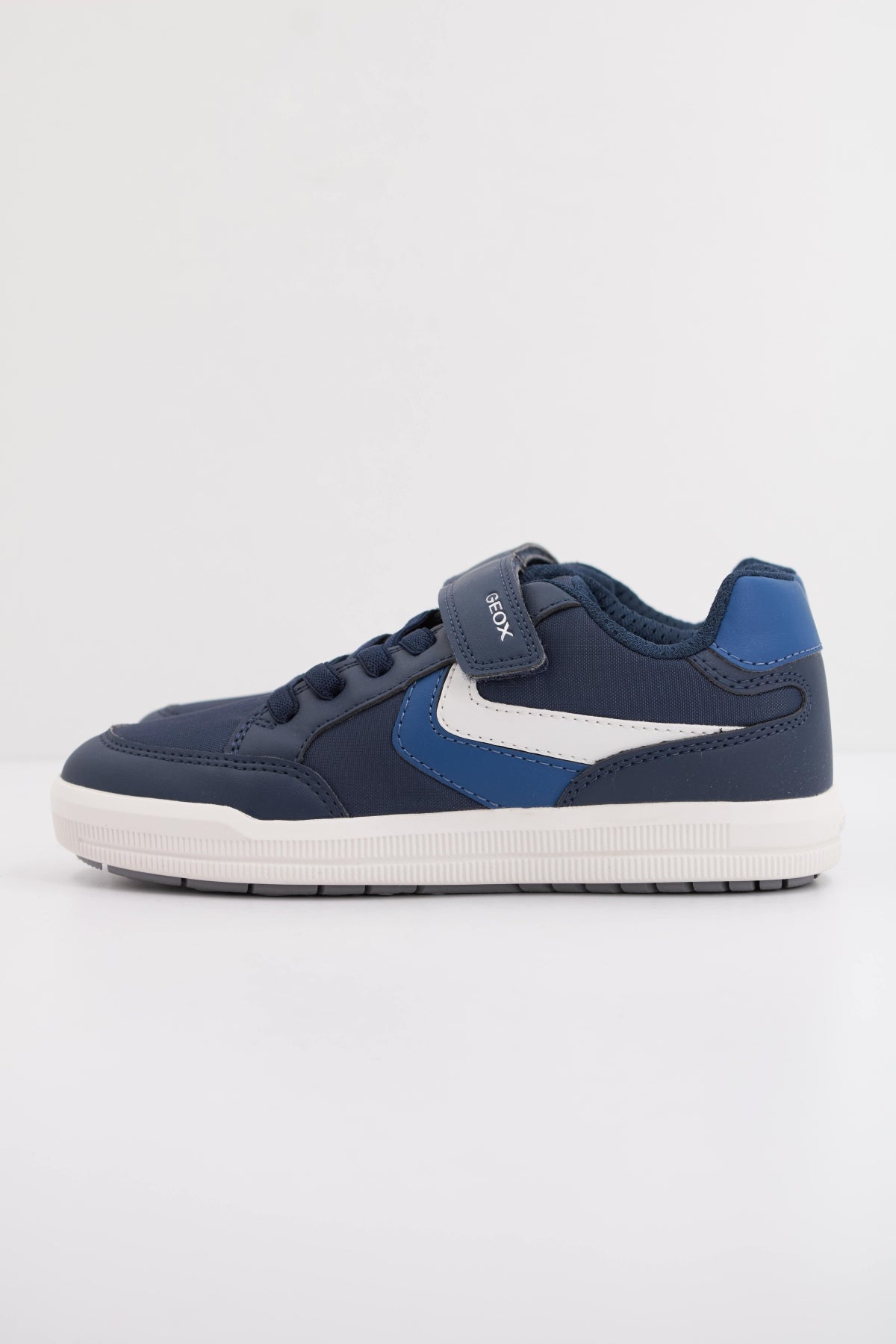 GEOX  J ARZACH BOY  en color AZUL  (1)