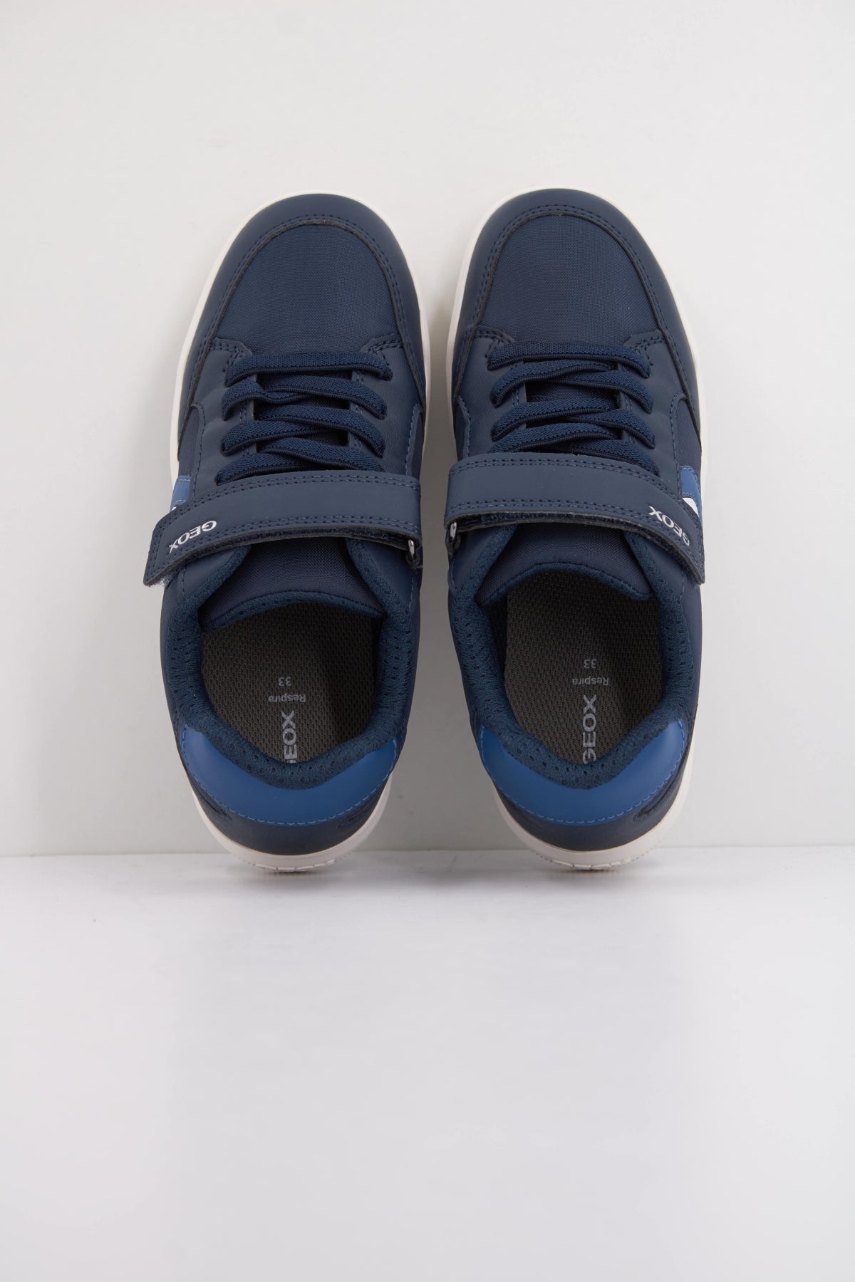 GEOX  J ARZACH BOY  en color AZUL  (3)