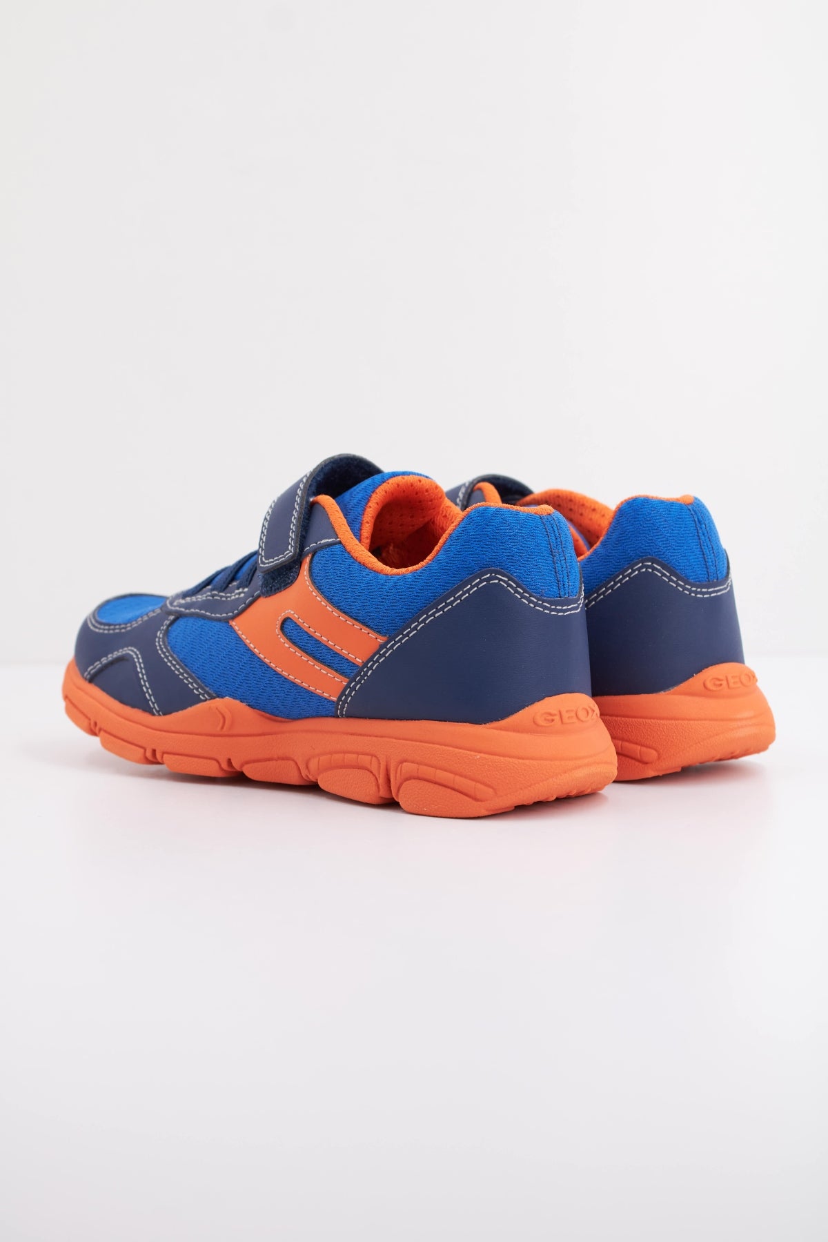 GEOX J NEW TORQUE BOY en color AZUL  (4)