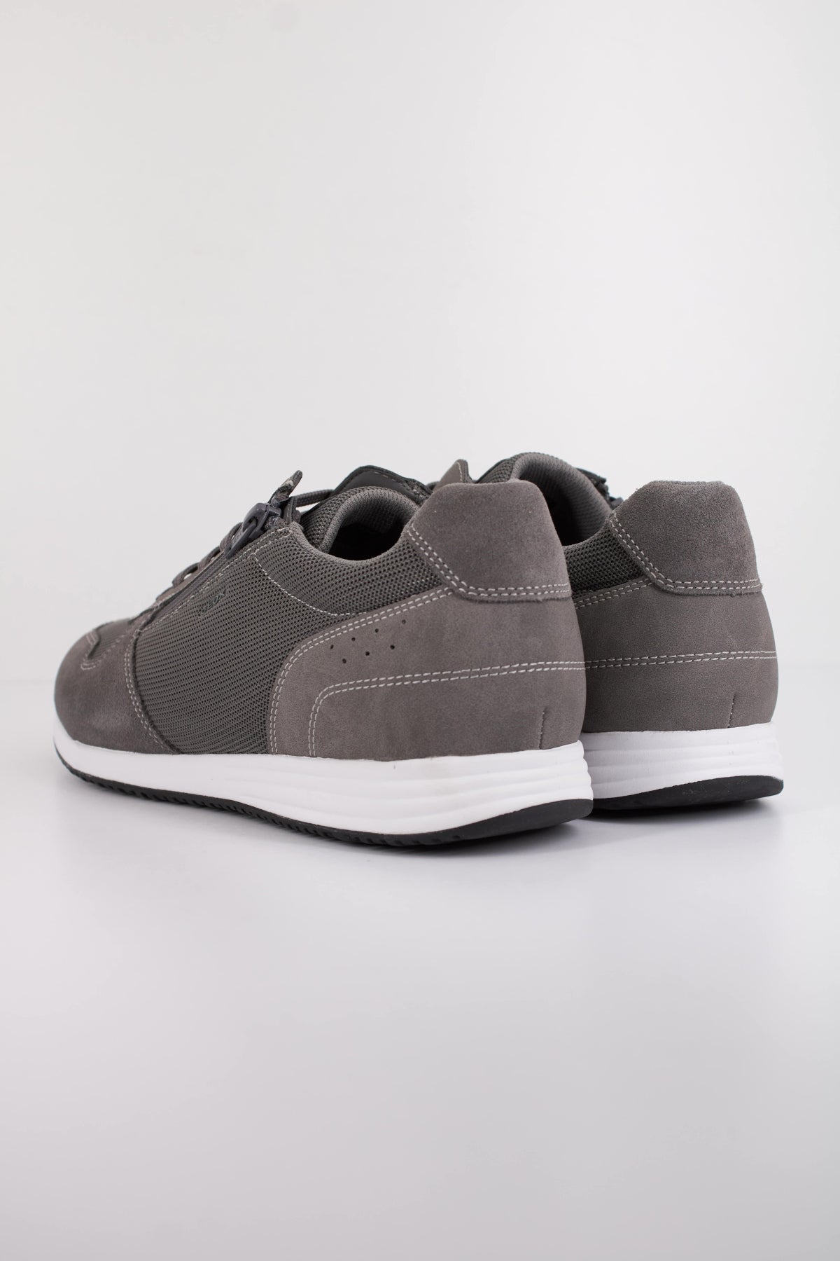 GEOX U ARTHIEN en color GRIS  (4)