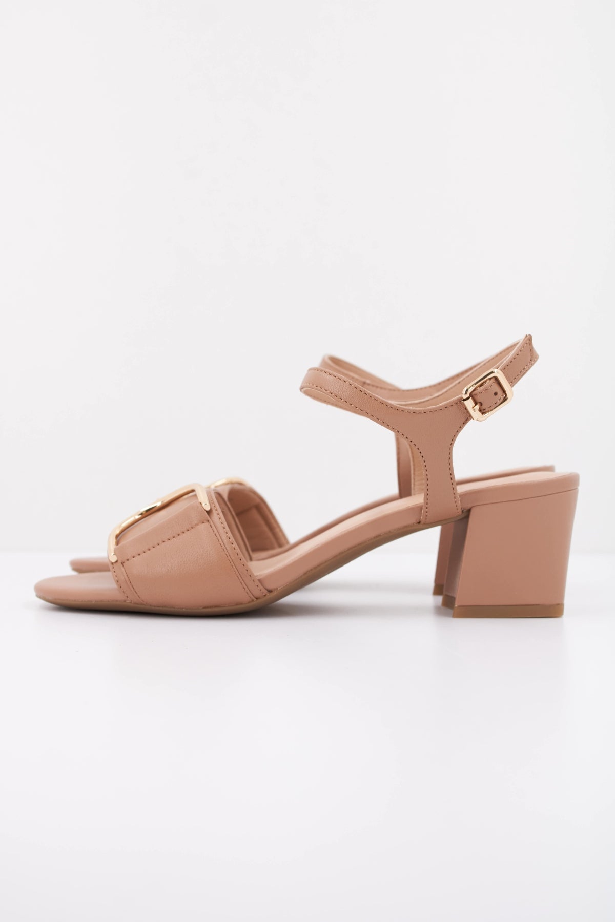 GEOX DRNB  en color BEIS  (1)