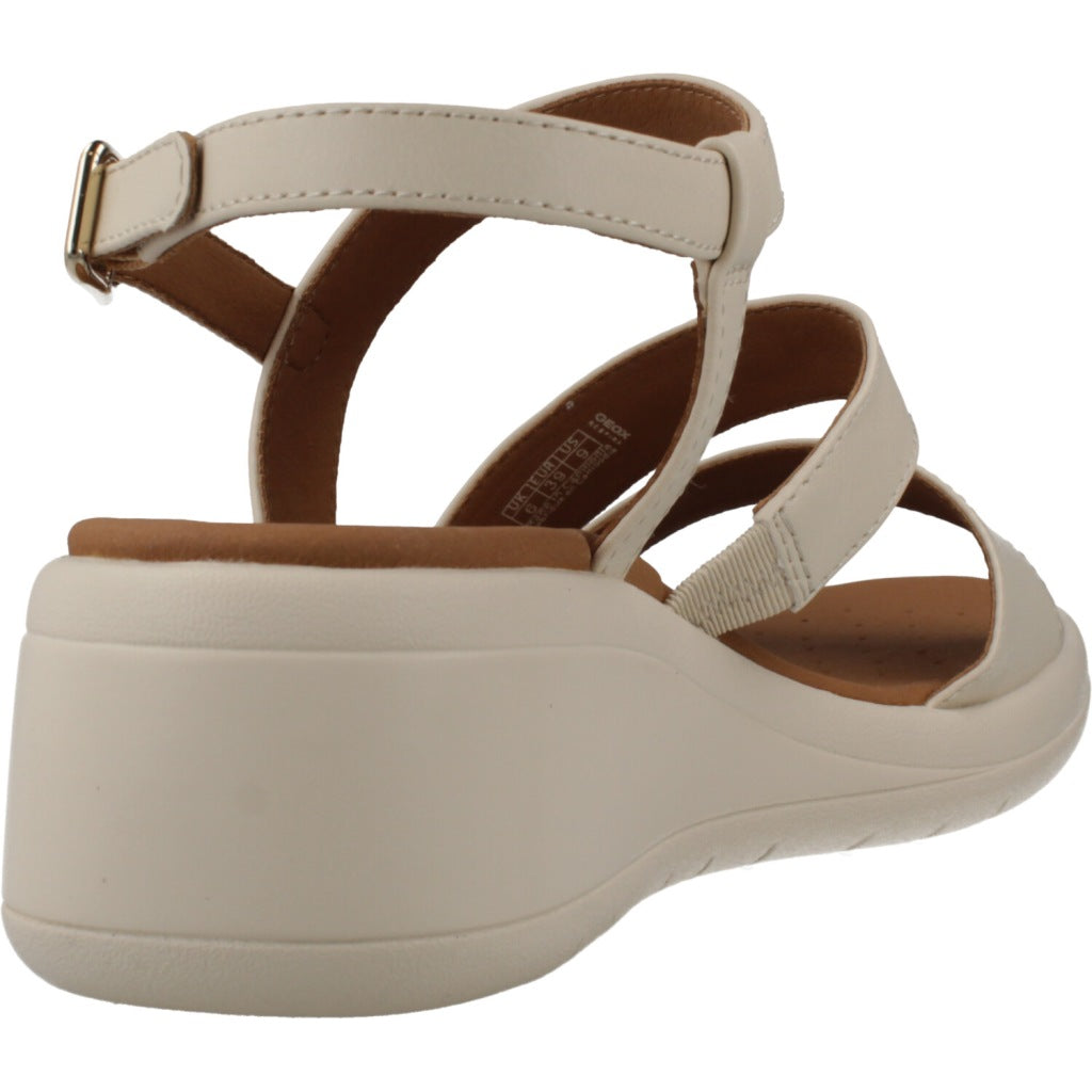 GEOX D MELICONIA en color BEIS  (3)