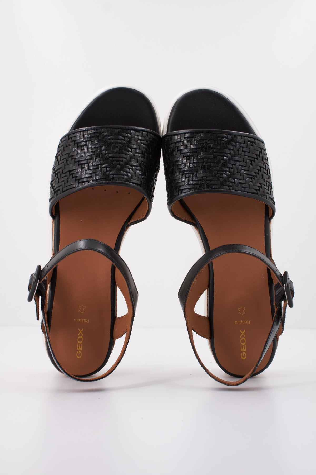 GEOX DGUB  en color NEGRO  (3)