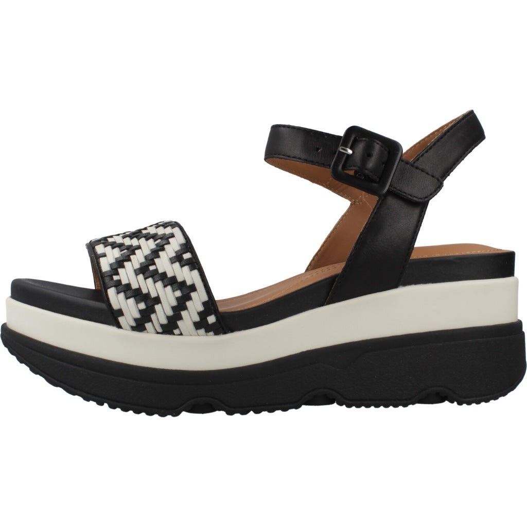 GEOX D GARDENIA en color NEGRO  (2)