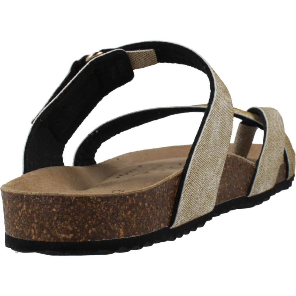 GEOX  D BRIONIA  en color ORO  (3)