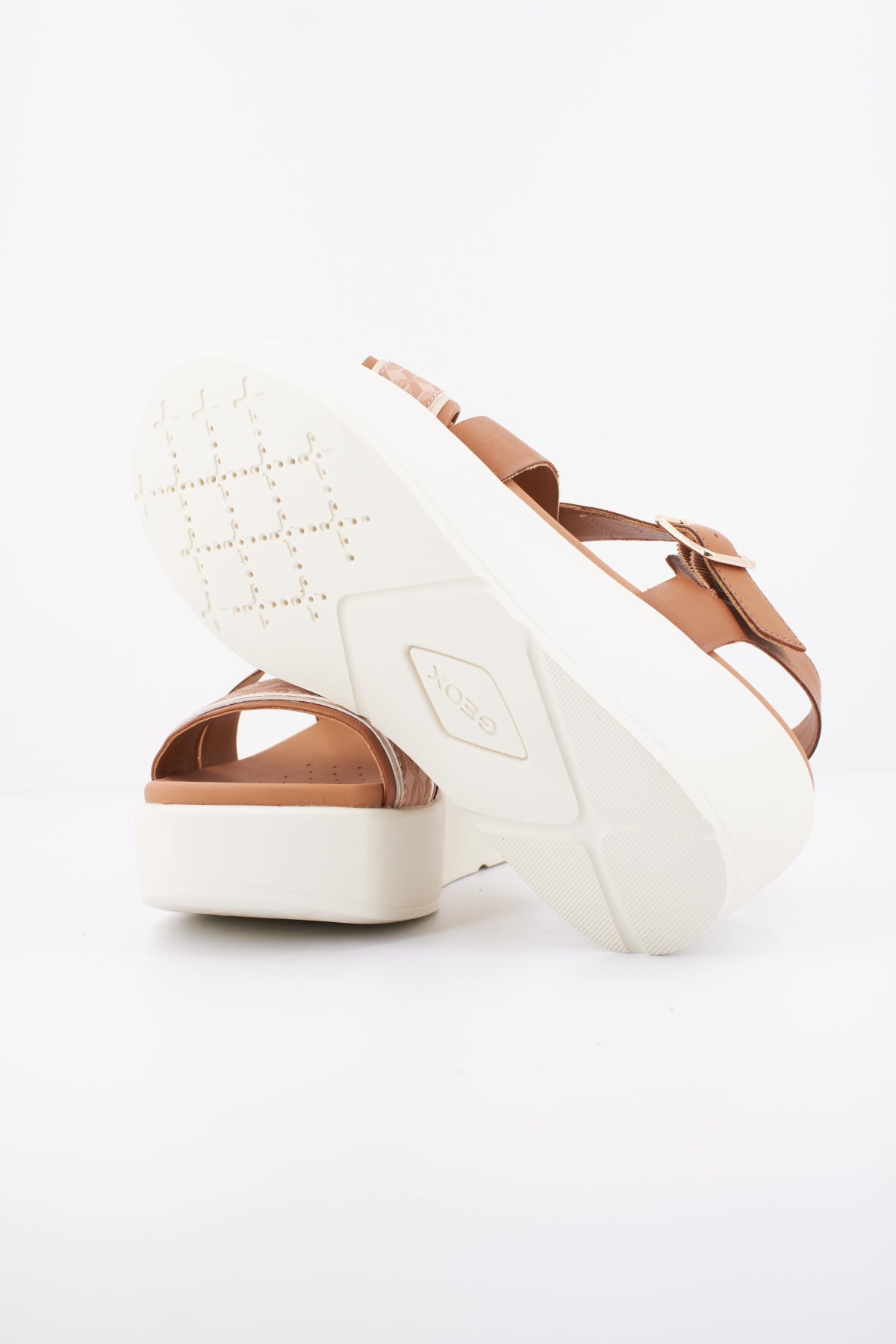 GEOX  D XAND .S  en color MARRON  (5)