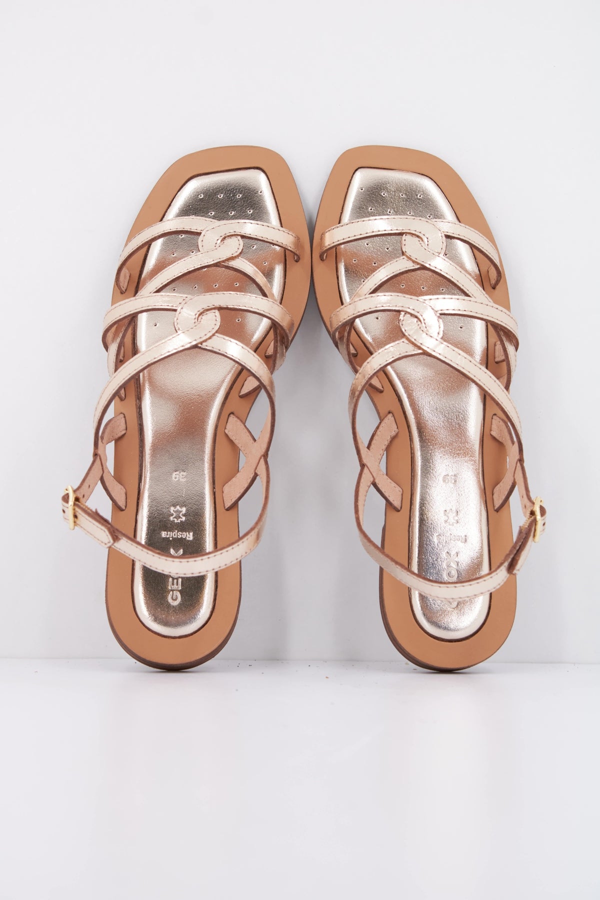 GEOX DYFA  en color ORO  (3)