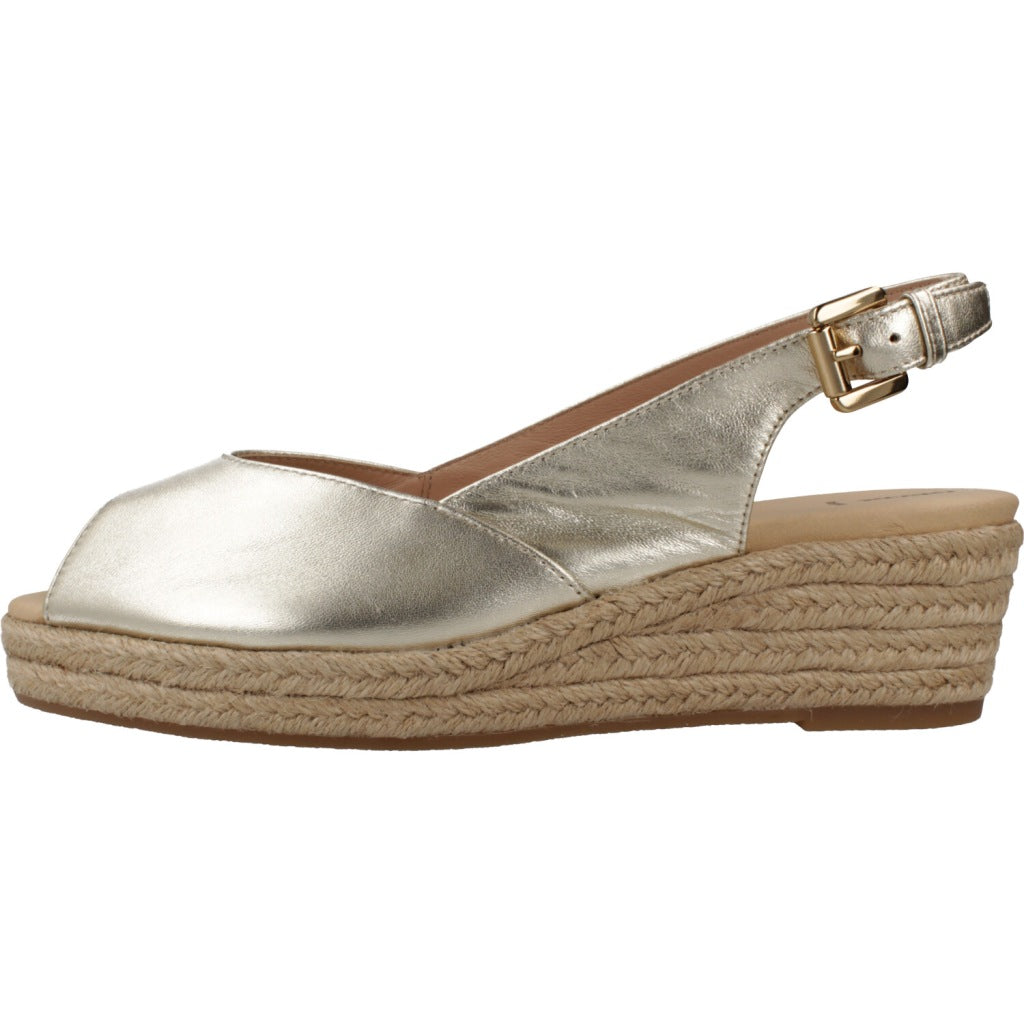 GEOX  D IBERIDE  en color ORO  (2)