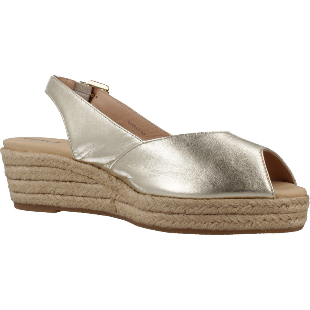 GEOX  D IBERIDE  en color ORO  (5)