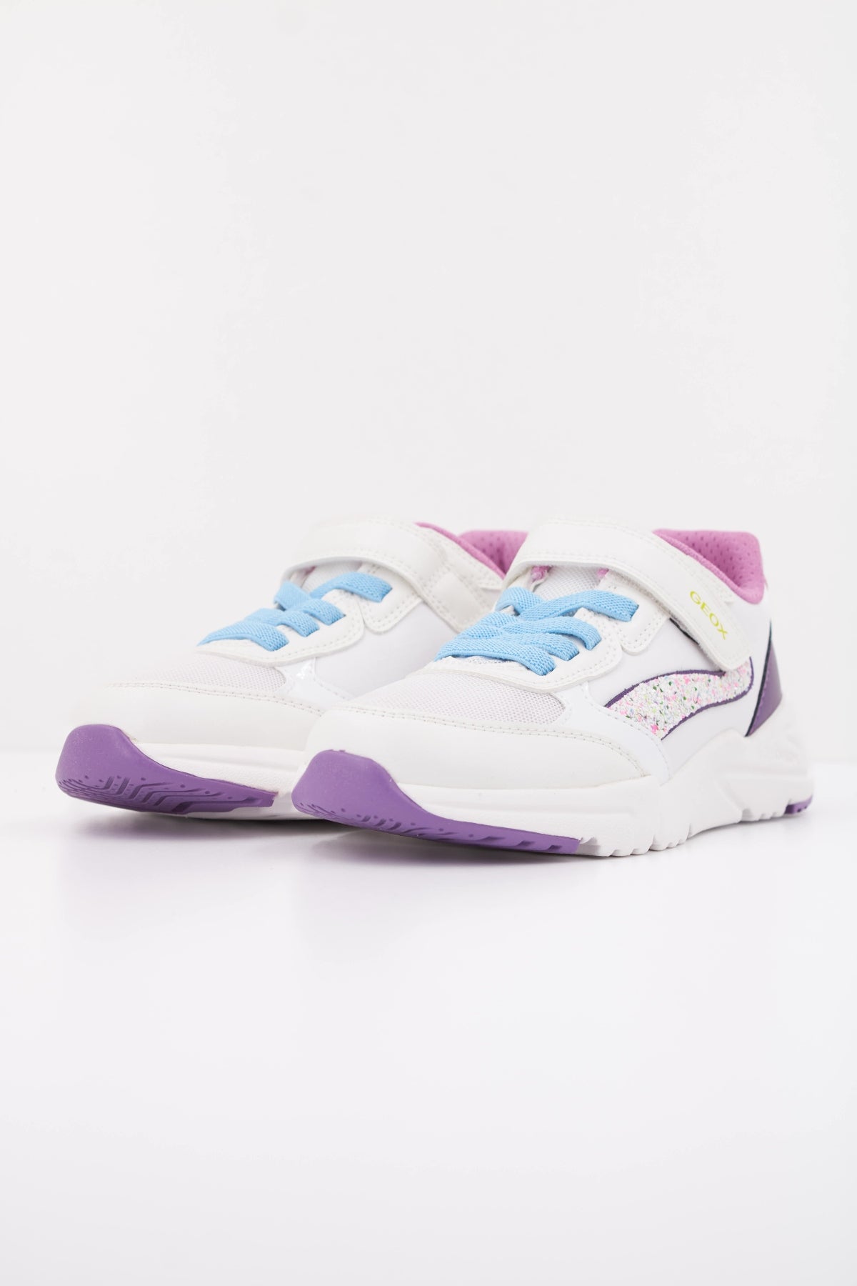 GEOX J LOFTUS en color BLANCO  (2)