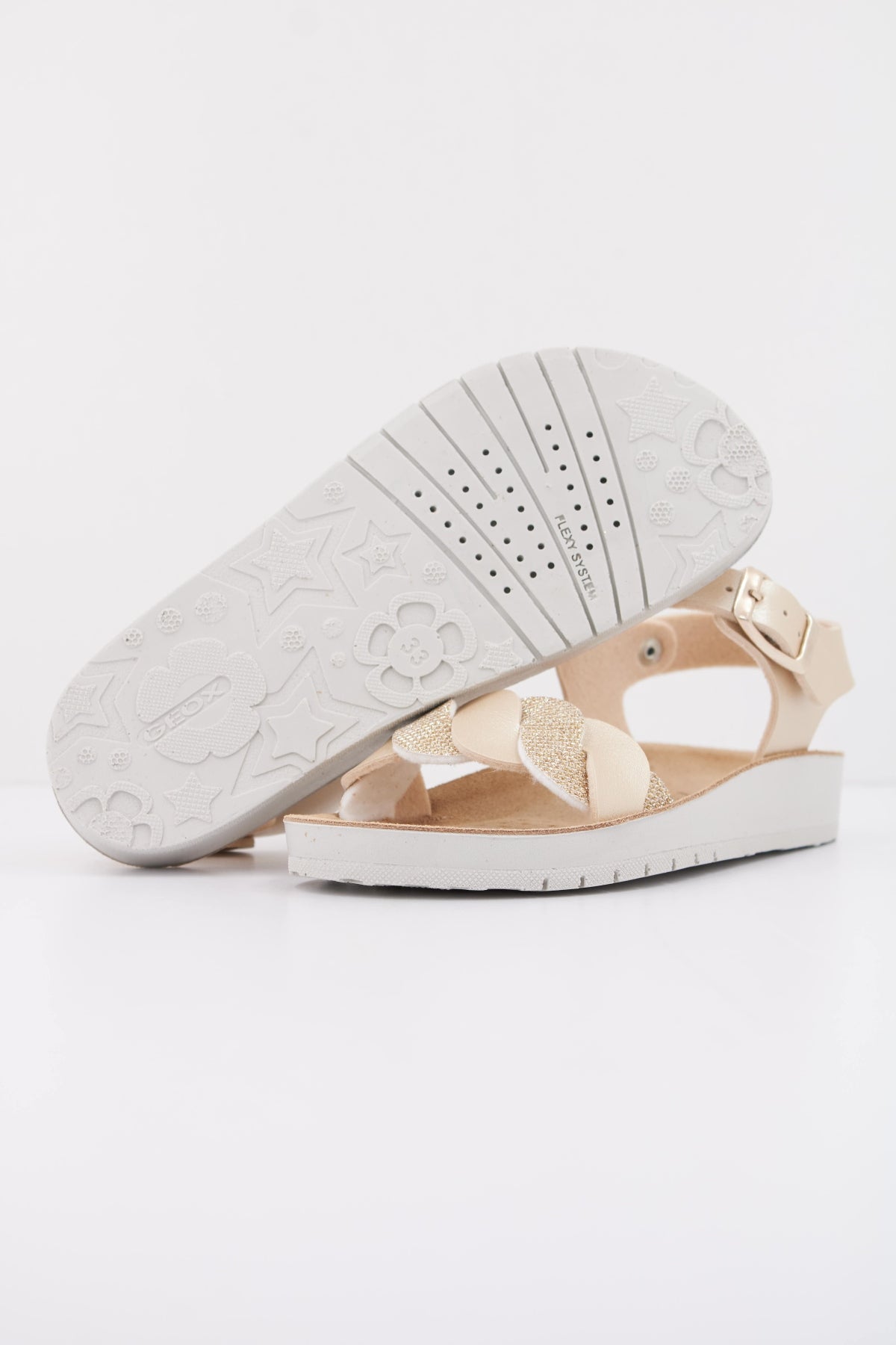 GEOX J SANDAL COSTAREI en color ORO  (5)