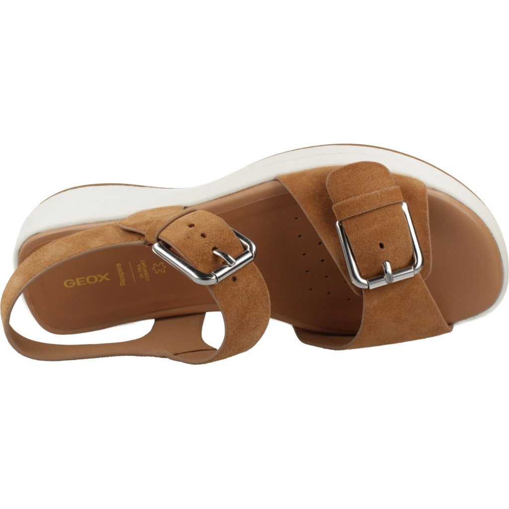 GEOX  D SPHERICA ECUB  S  en color MARRON  (7)