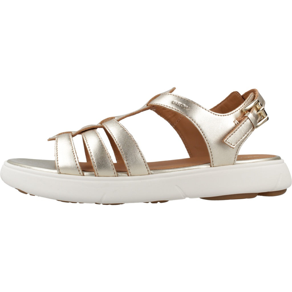 GEOX D NEBULA . C S en color ORO  (2)
