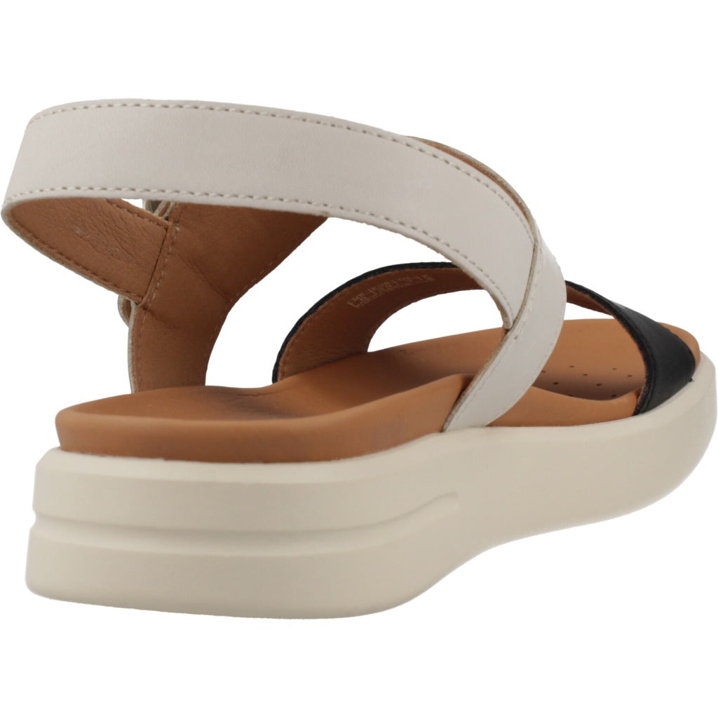 GEOX D XAND S en color BEIS  (3)