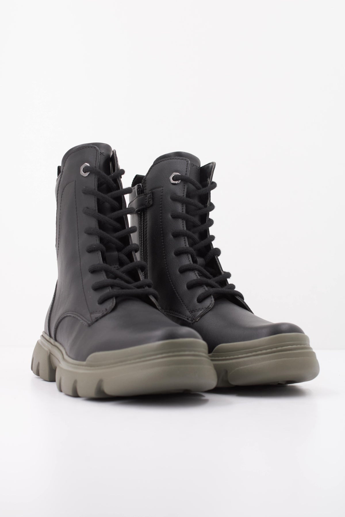 GEOX J JUNETTE GIRL en color NEGRO  (2)