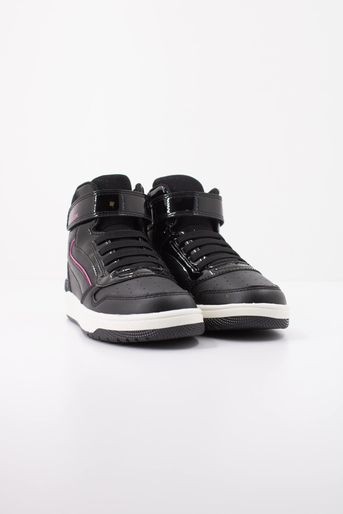 GEOX JHXA  en color NEGRO  (2)