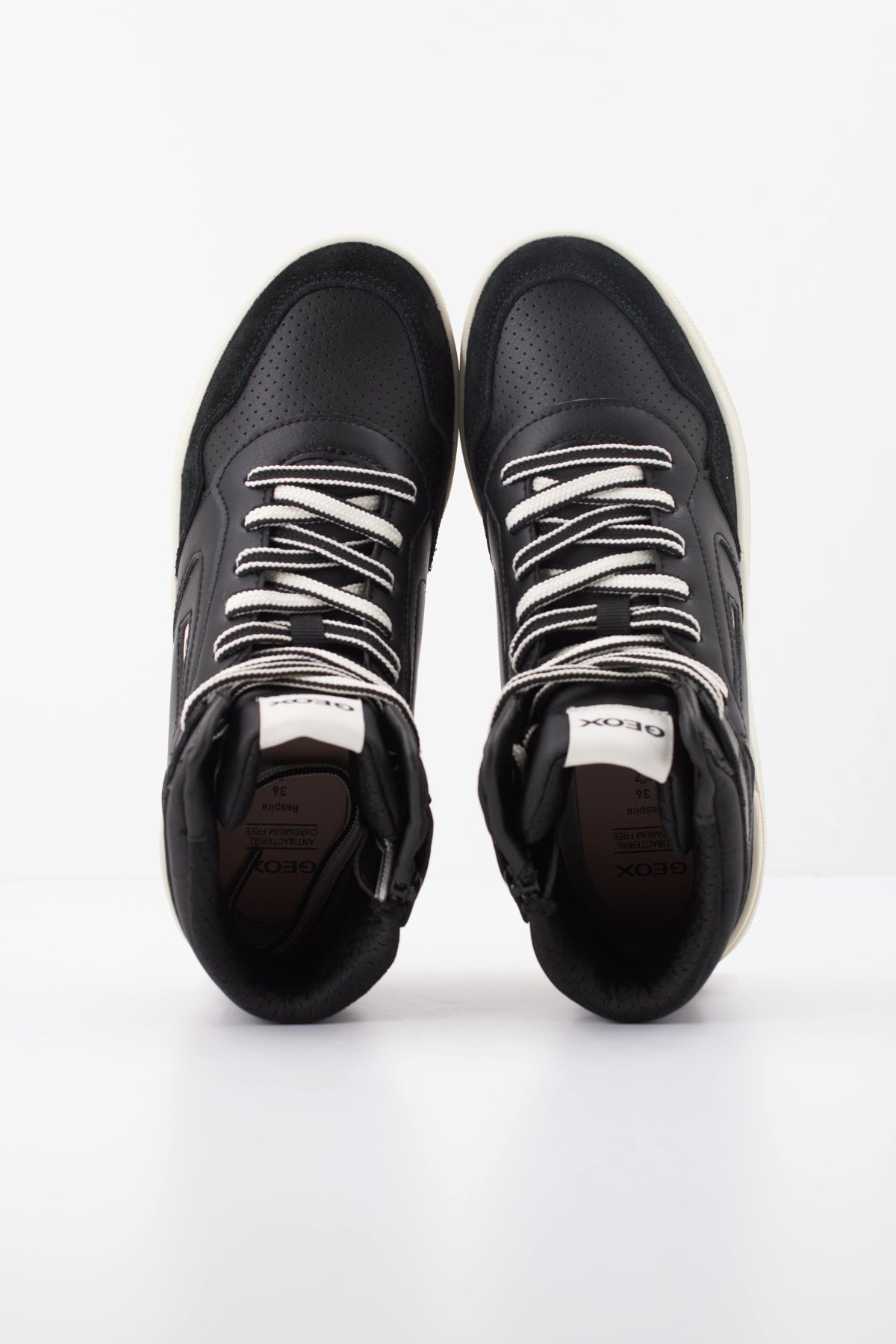 GEOX JLQA  en color NEGRO  (3)