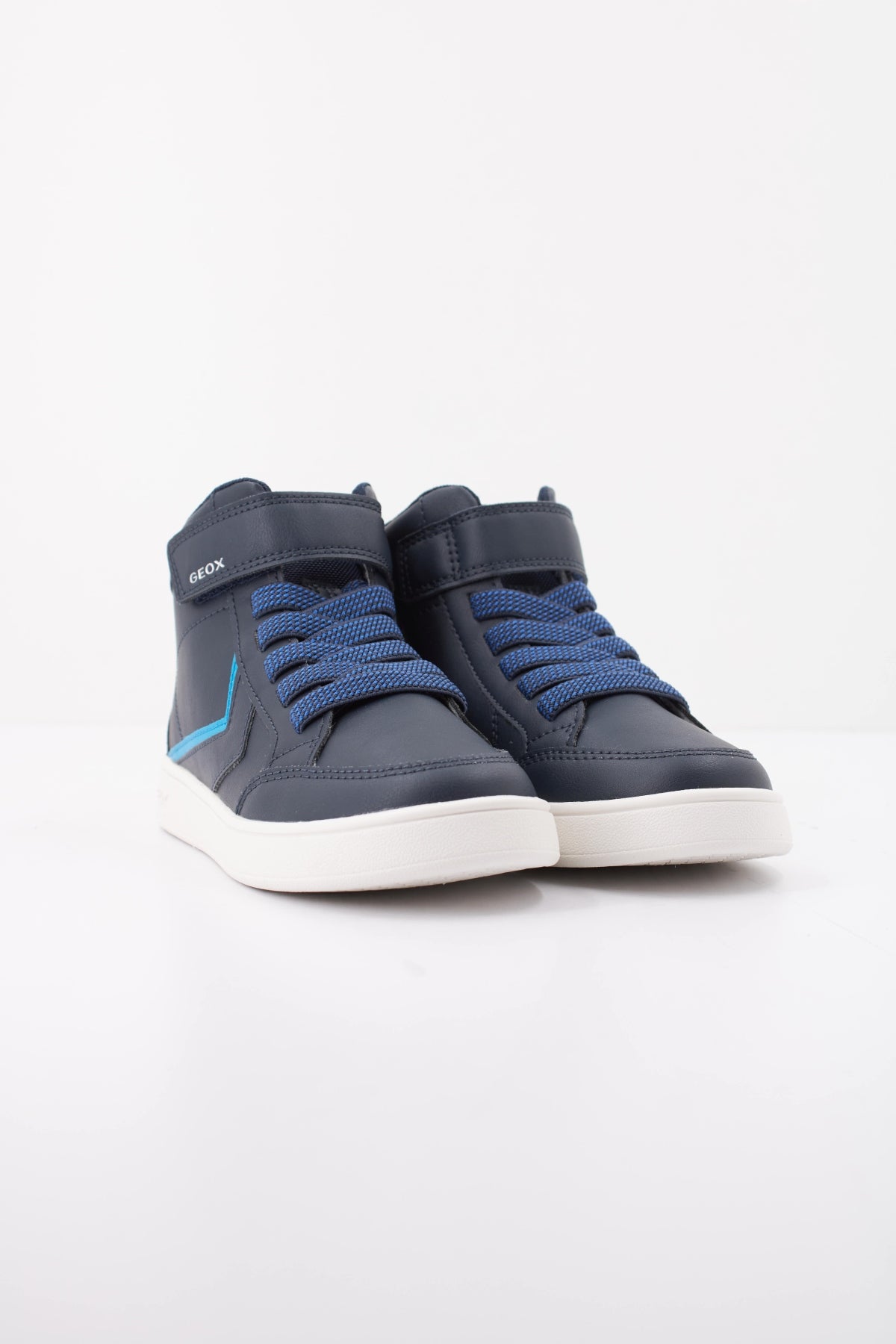 GEOX JLSA BC en color AZUL  (2)