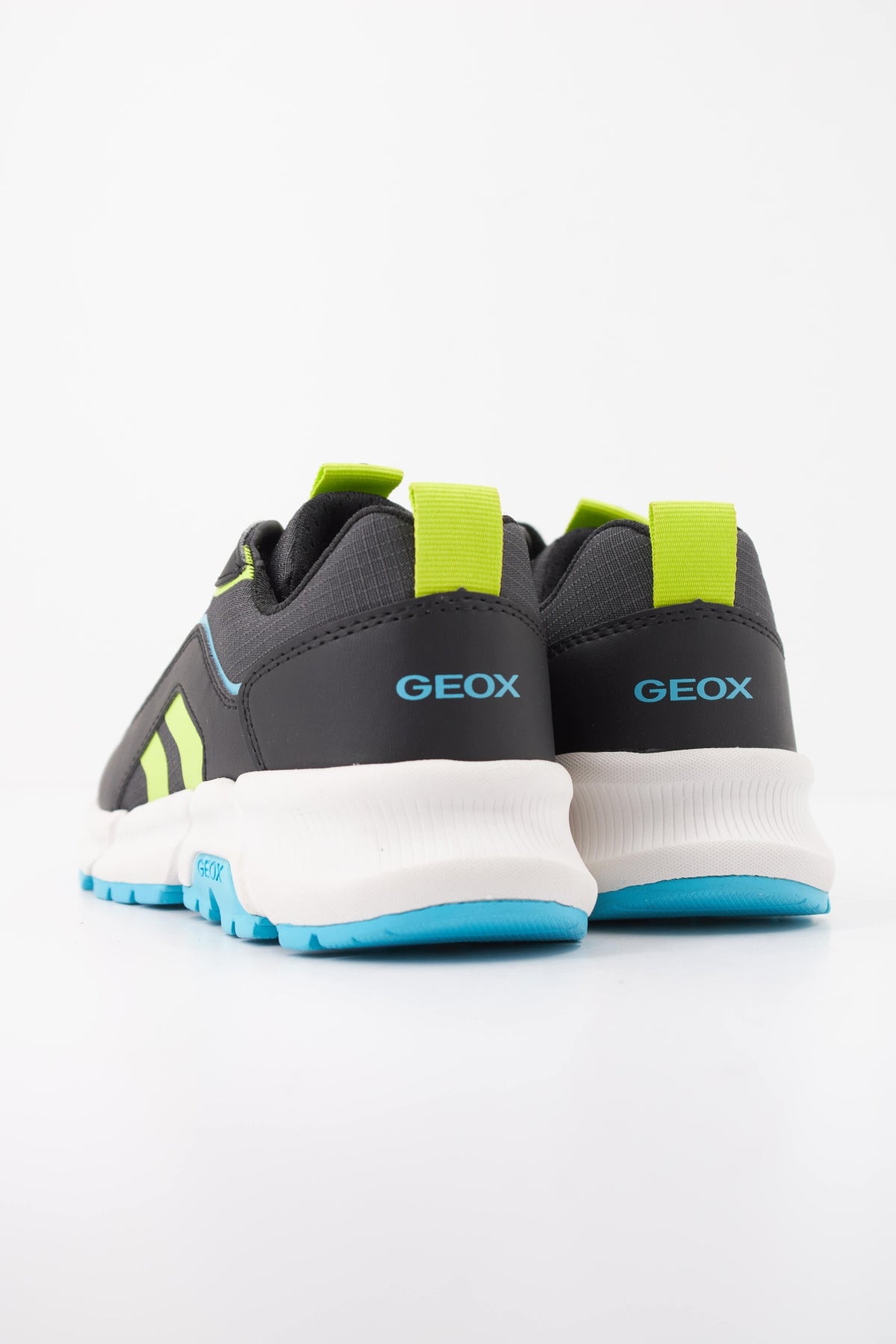 GEOX JMVB FU en color NEGRO  (4)