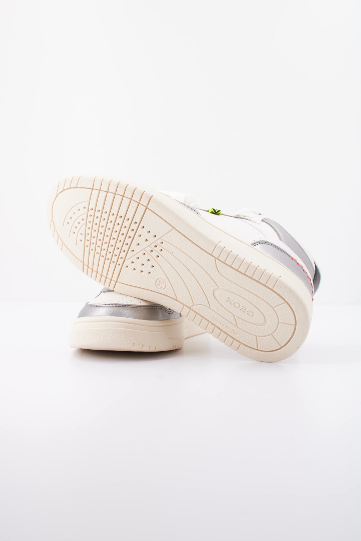 GEOX JNLA AJ en color BLANCO  (5)