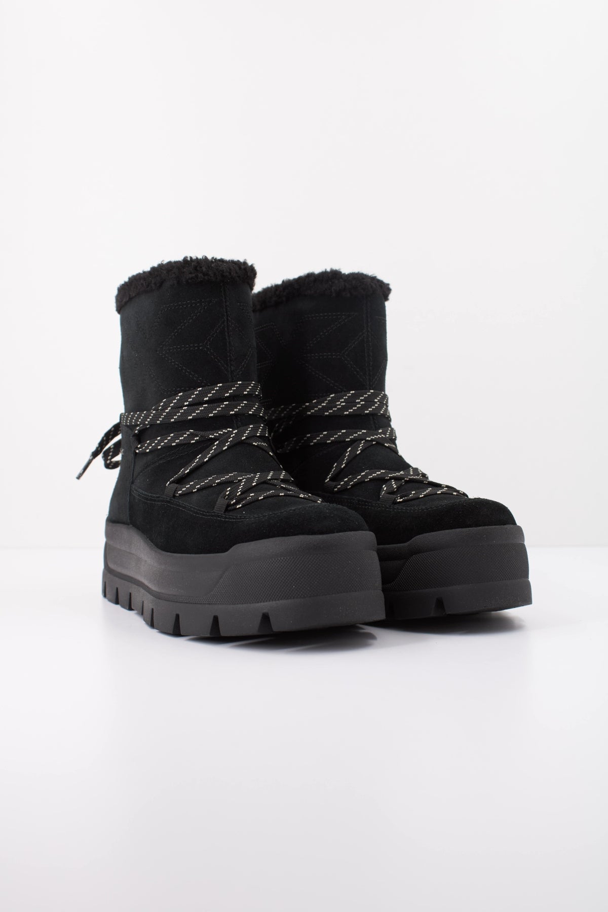 GEOX DWSA  en color NEGRO  (2)