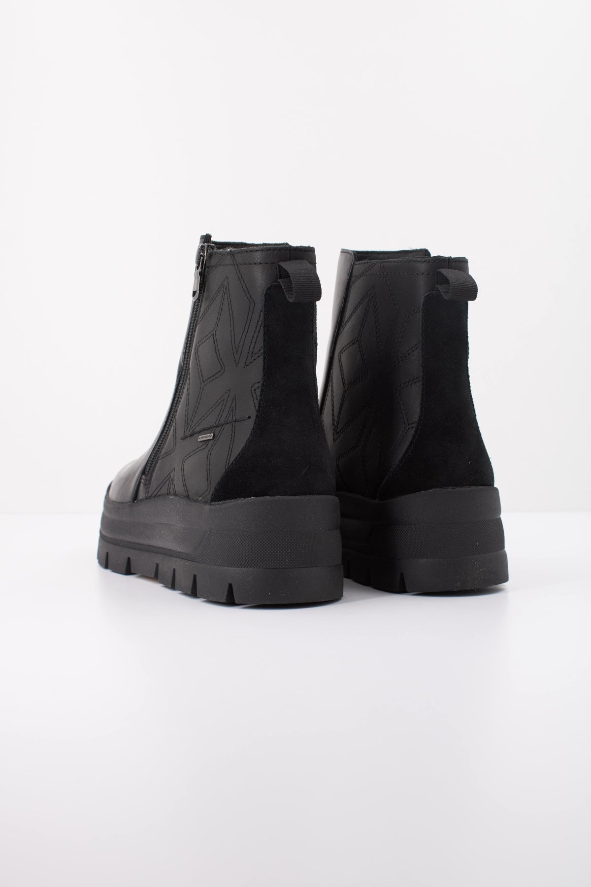 GEOX  D SPHERICA EC  en color NEGRO  (4)