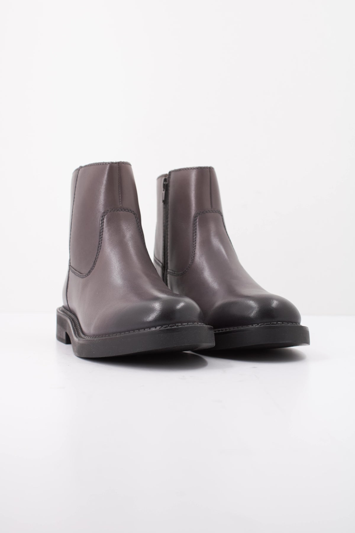 GEOX DWYB  en color MARRON  (2)