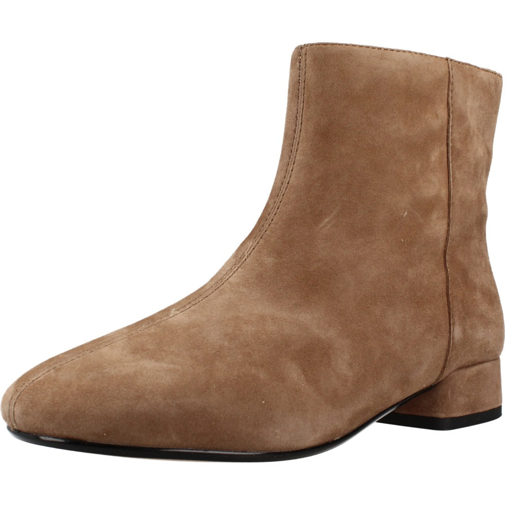 GEOX D DHYALMA en color MARRON  (1)
