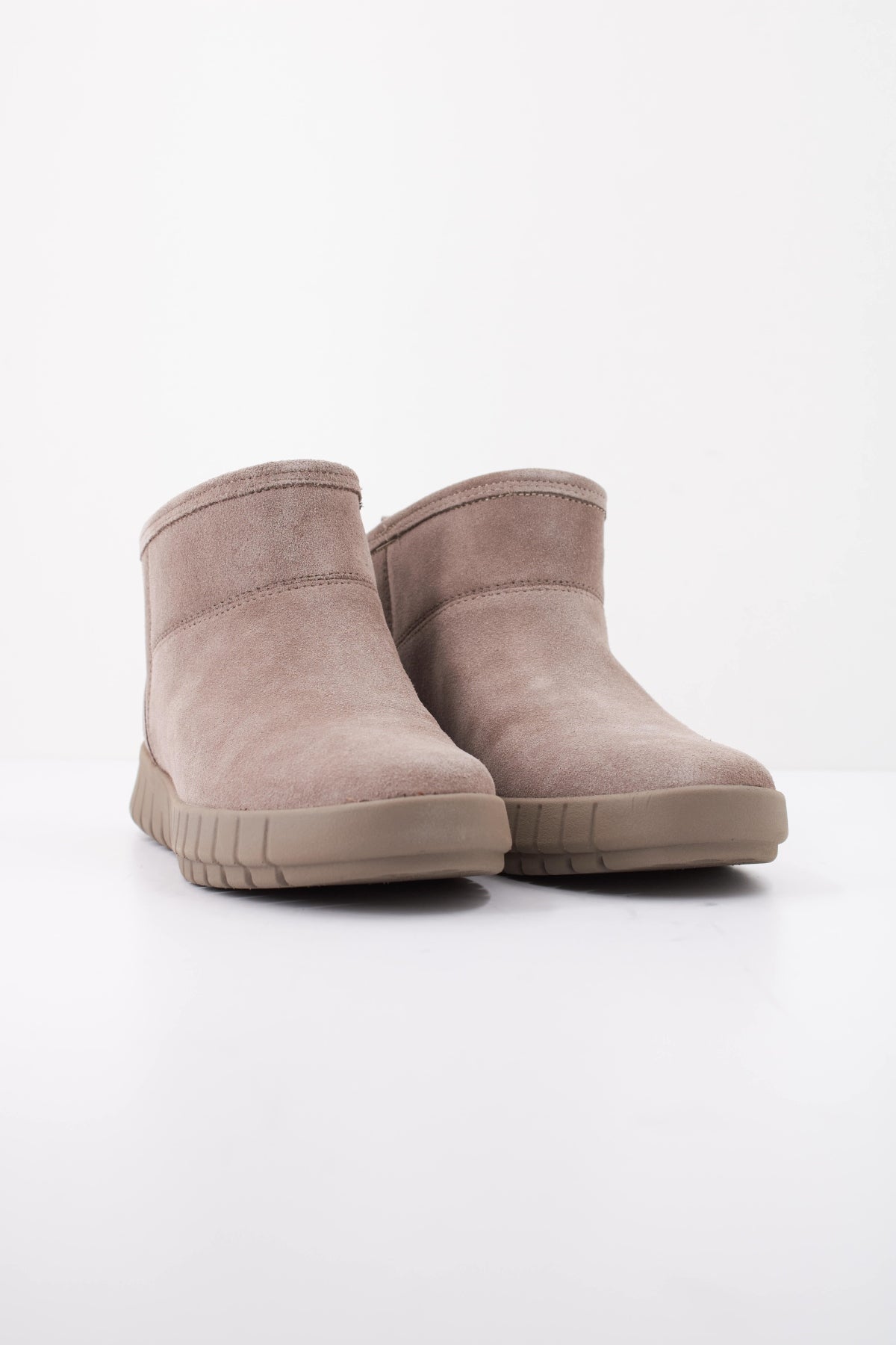 GEOX DAA  en color BEIS  (2)