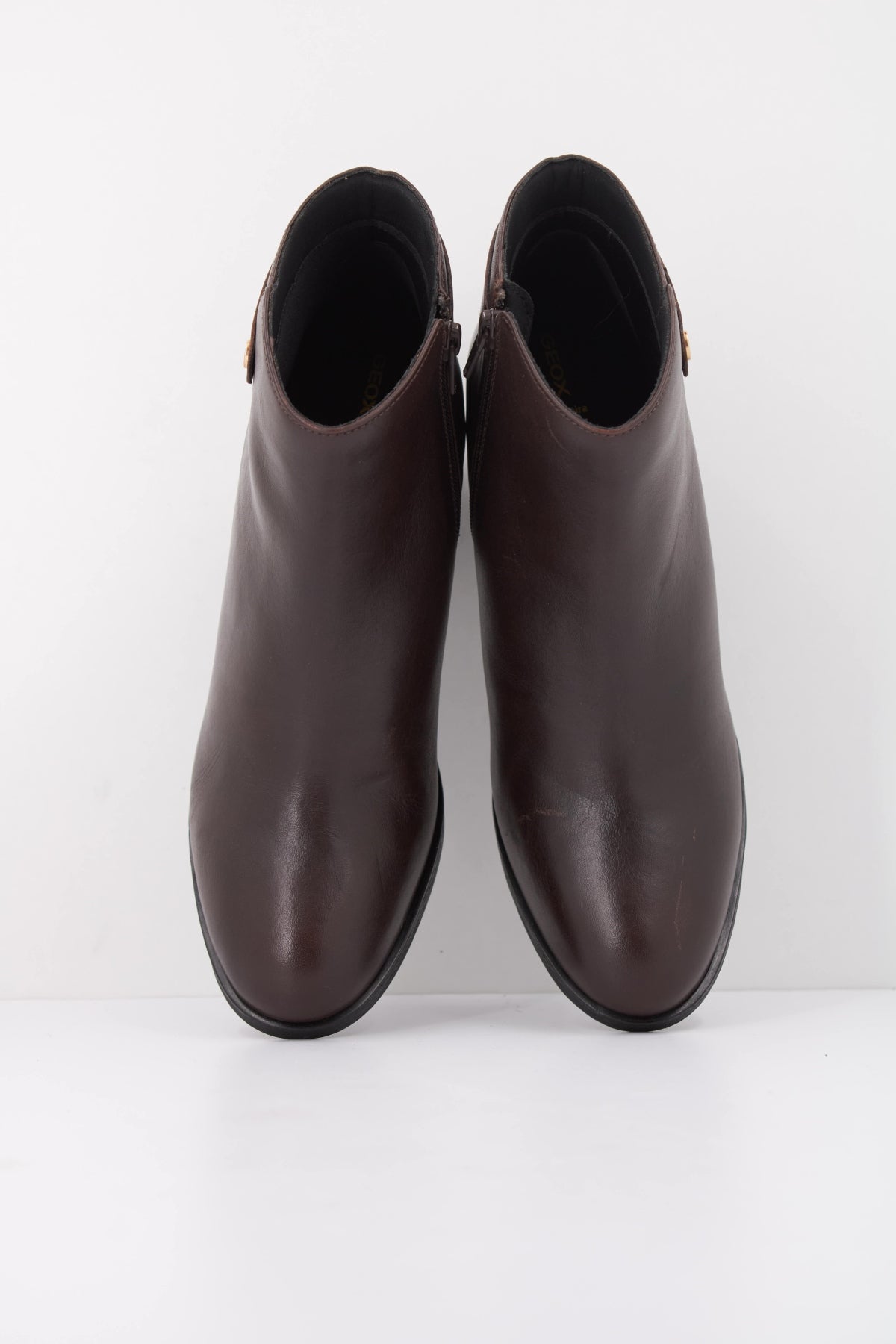 GEOX DFSA  en color MARRON  (3)