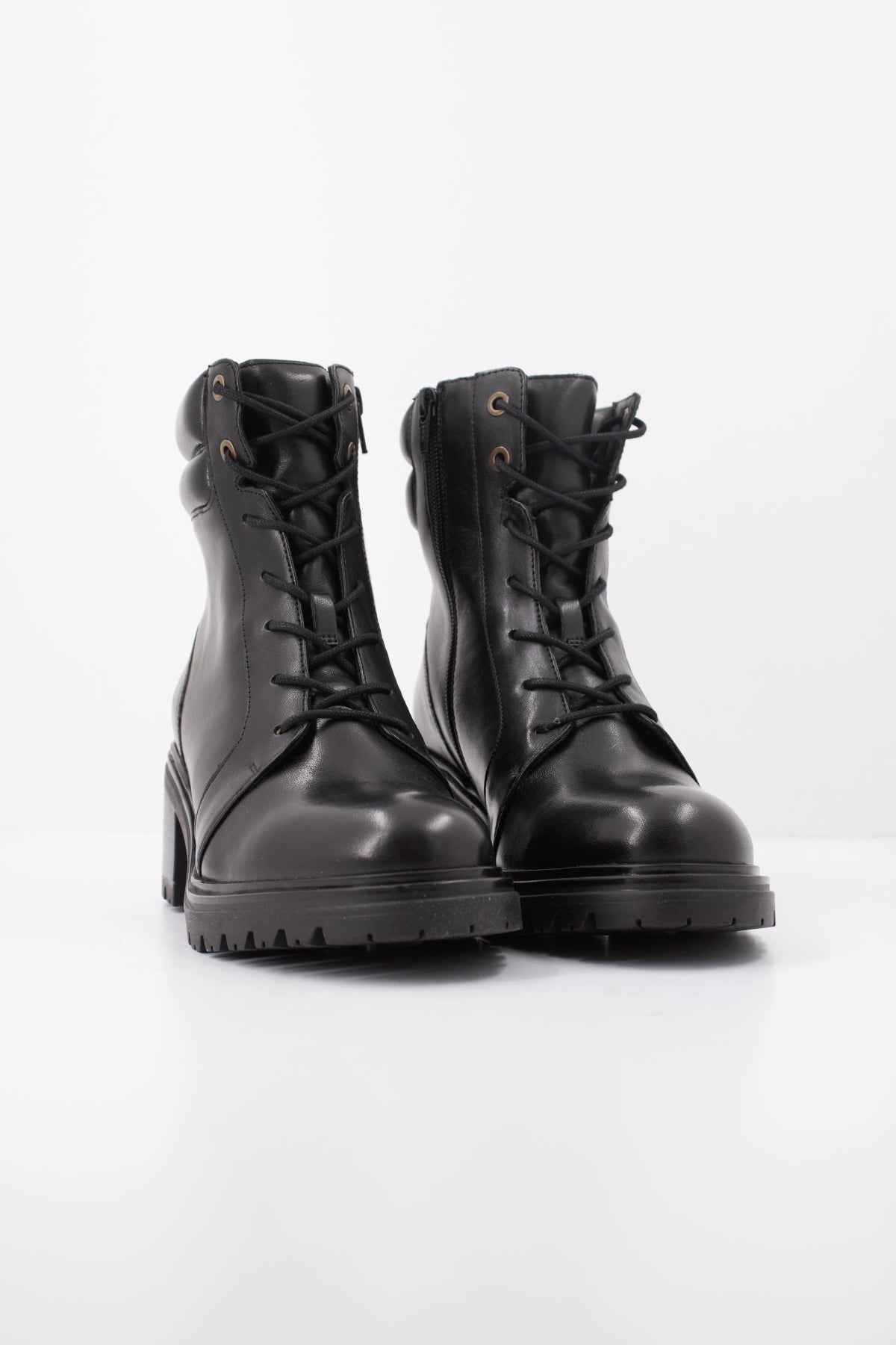 GEOX DQCC TU en color NEGRO  (2)