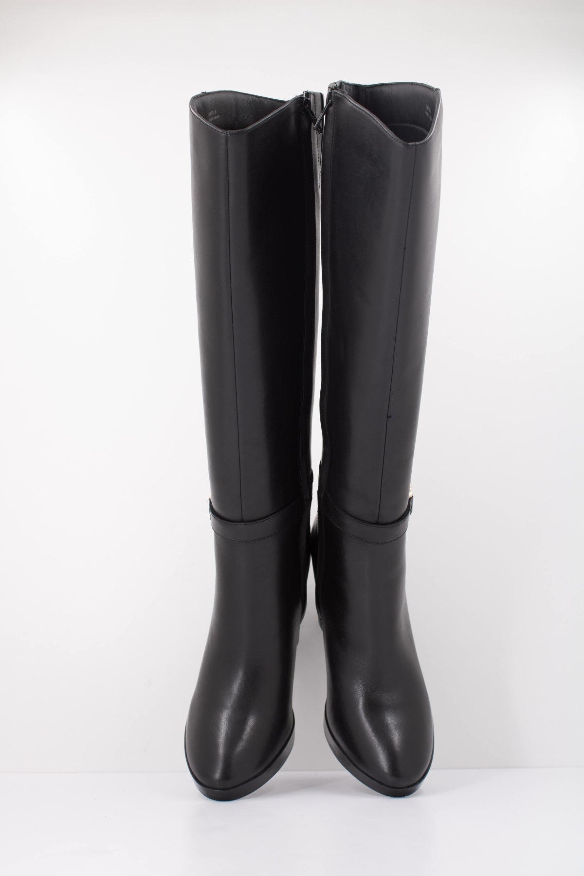 GEOX DTFB  en color NEGRO  (3)