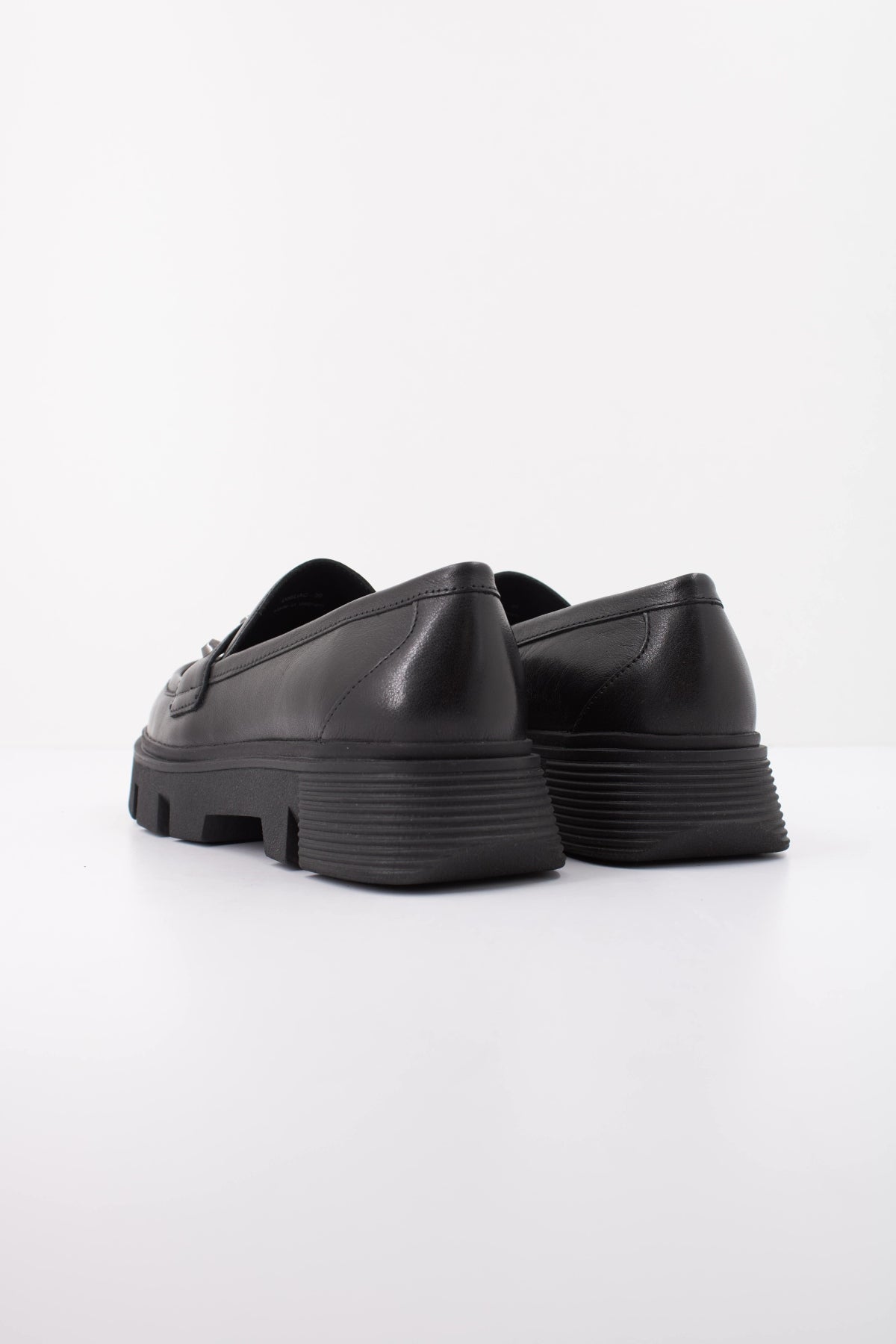 GEOX D VILDE en color NEGRO  (4)