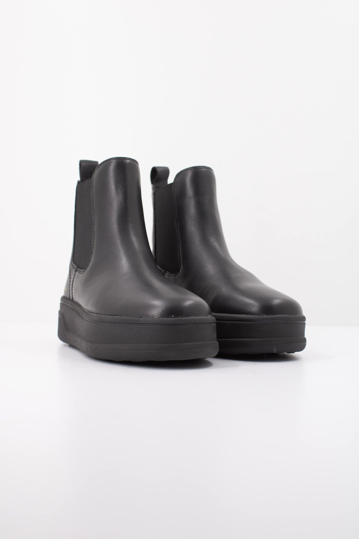 GEOX DWVA  en color NEGRO  (2)