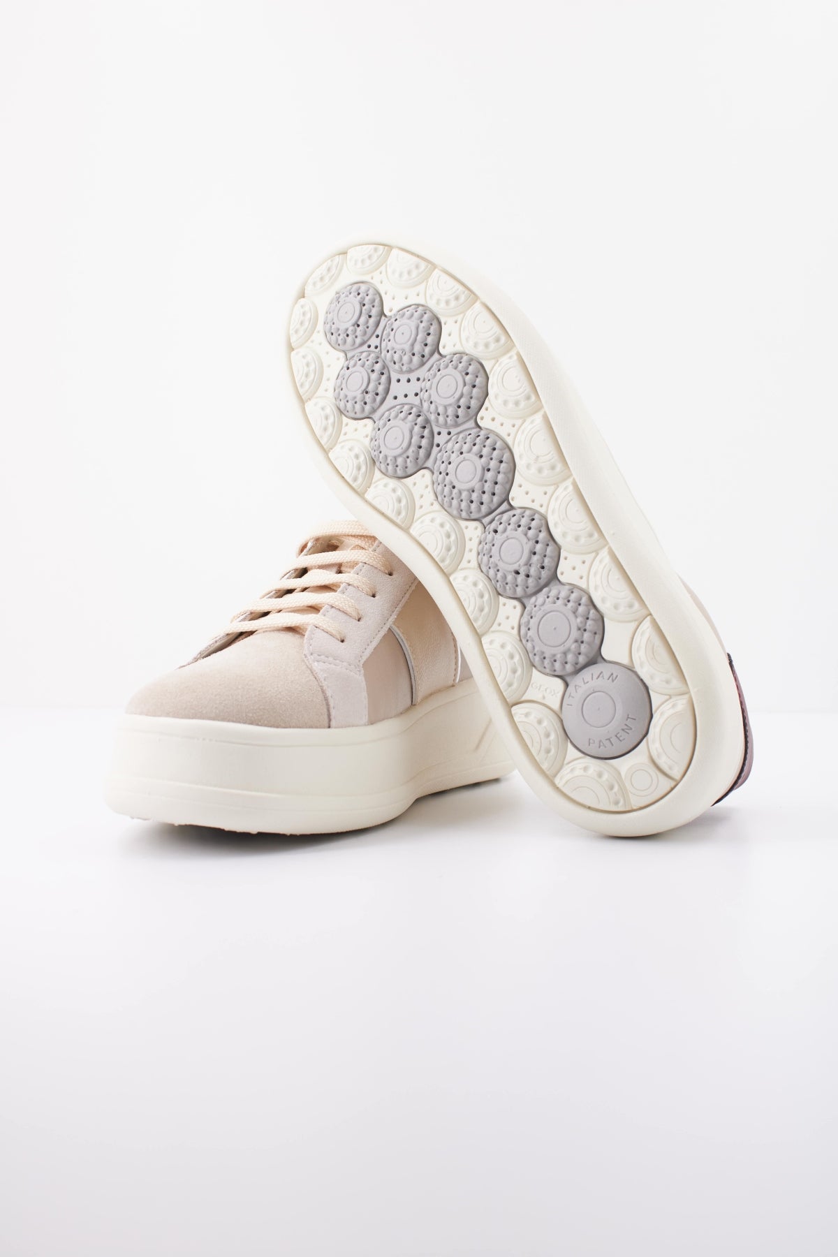 GEOX D SPHERICA ECUB  en color BEIS  (5)
