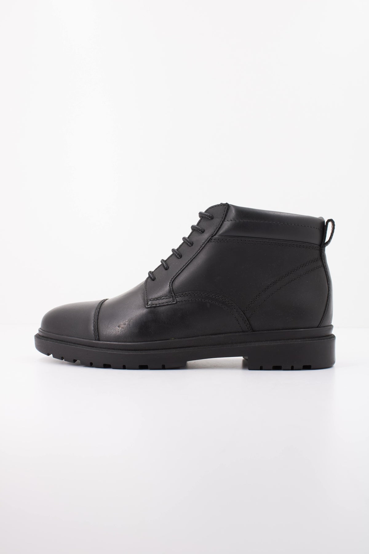 GEOX UDDA en color NEGRO  (1)