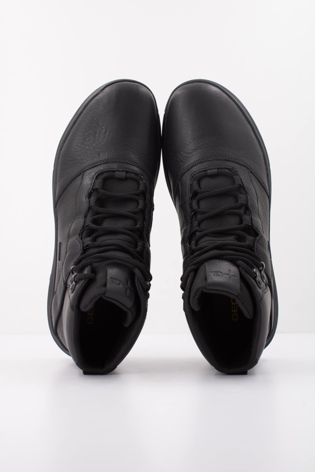 GEOX UHFB  en color NEGRO  (3)