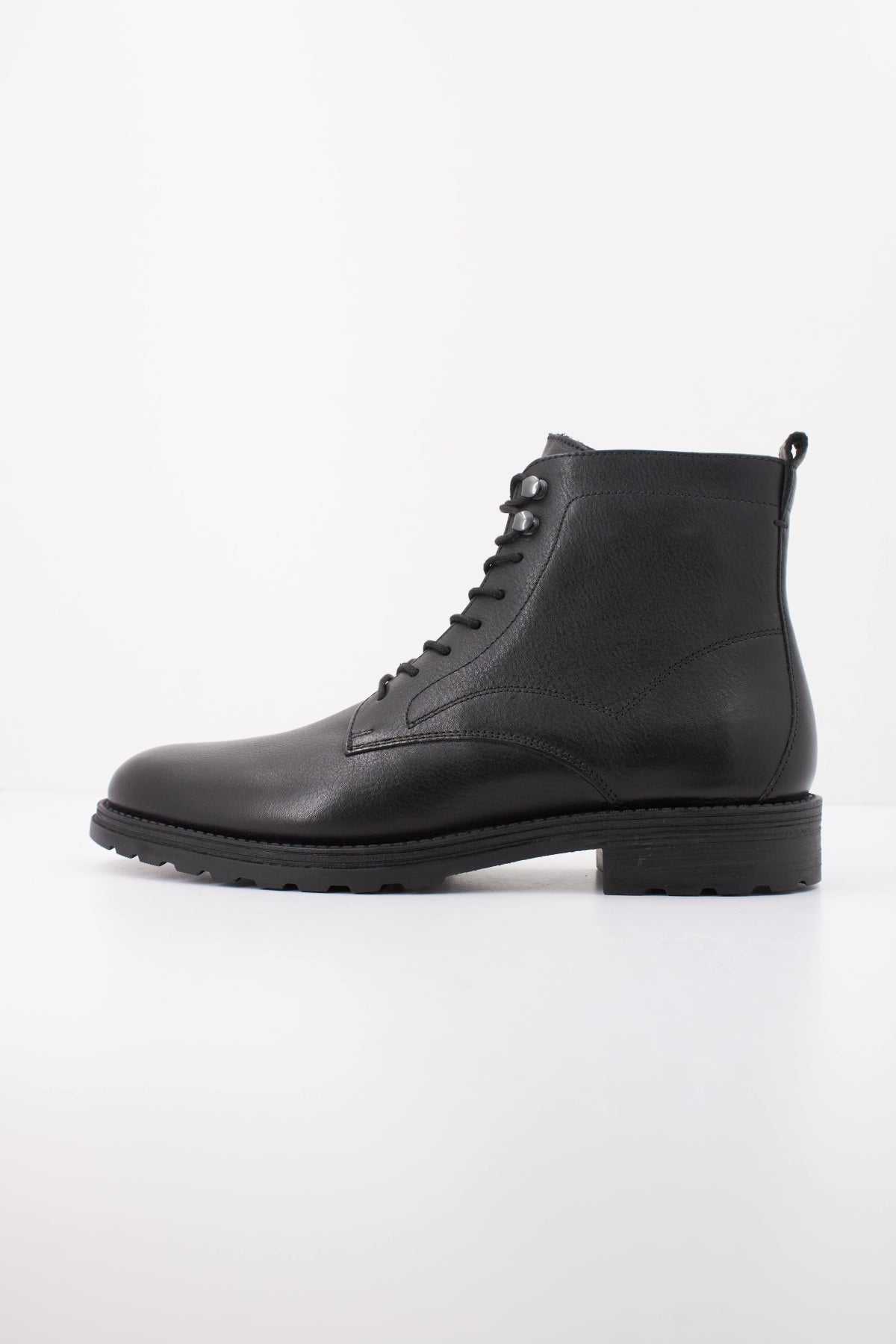 GEOX ULXA C en color NEGRO  (1)