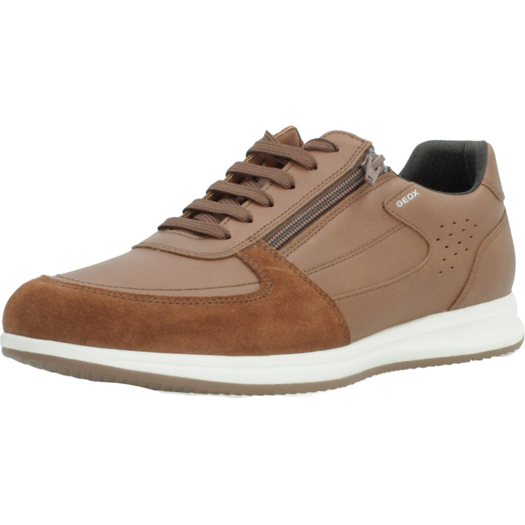 GEOX UHA BC  en color MARRON CLARO  (1)