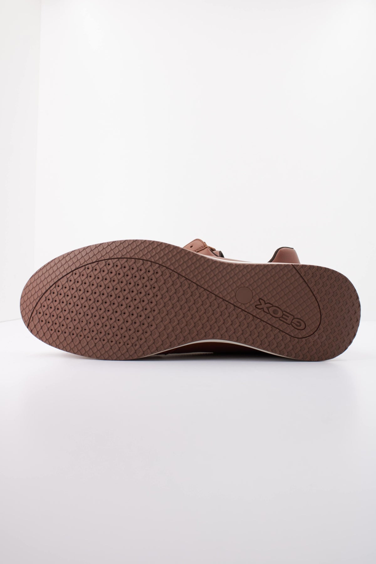 GEOX UHA BC  en color MARRON CLARO  (5)