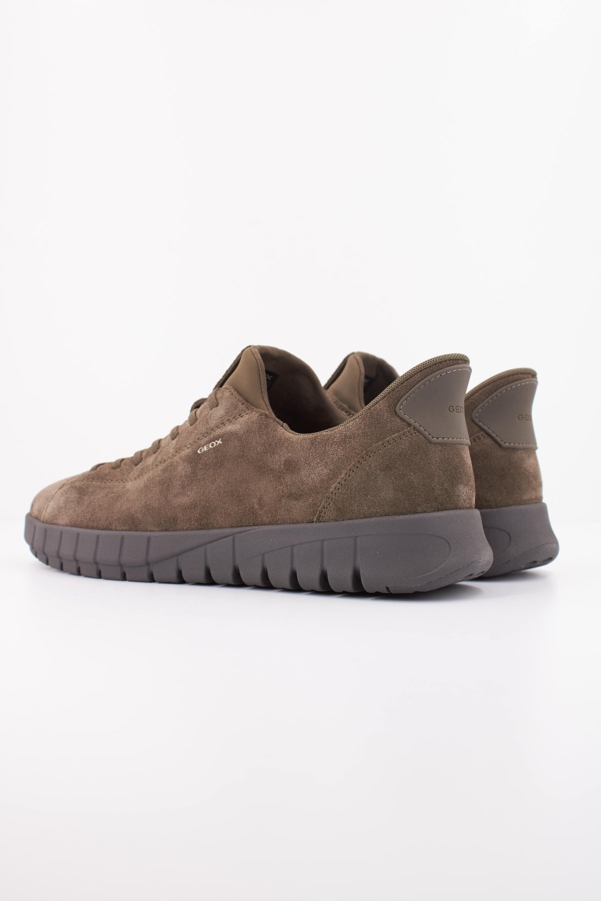 GEOX UMAA   en color VERDE  (4)