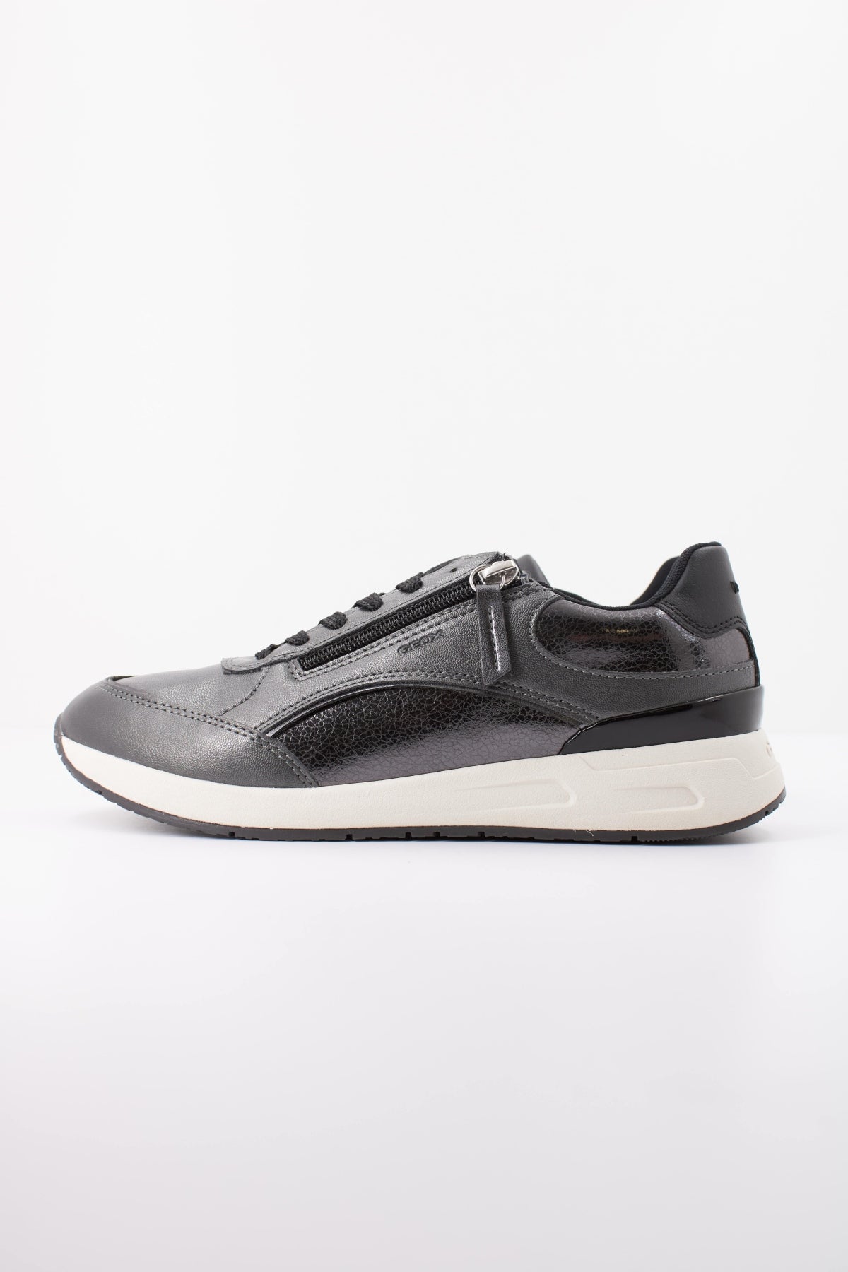 GEOX DNQB BC D BULMYA en color NEGRO  (1)