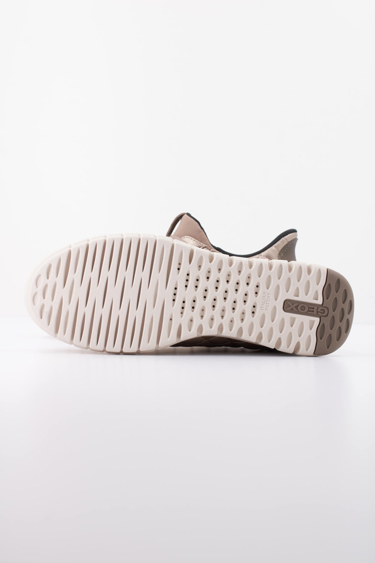 GEOX DSB NF en color BRONCE  (5)