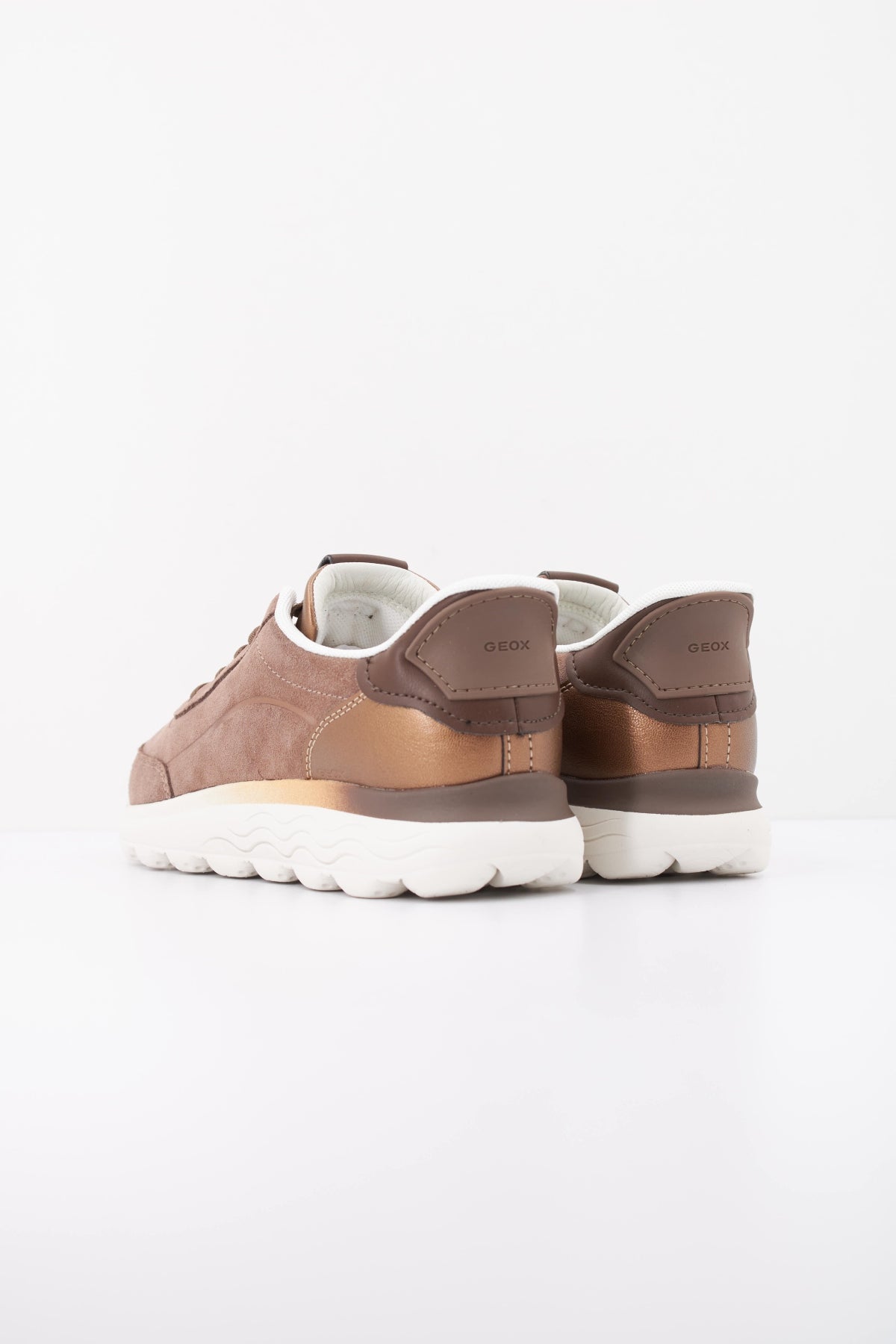 GEOX DMA NF en color MARRON CLARO  (4)