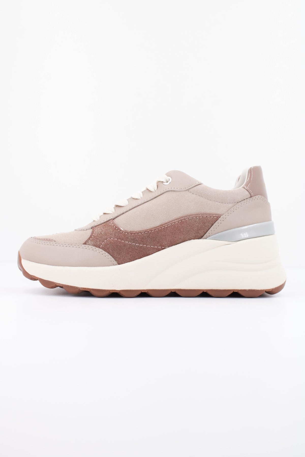 GEOX DWAB   en color BEIS  (1)