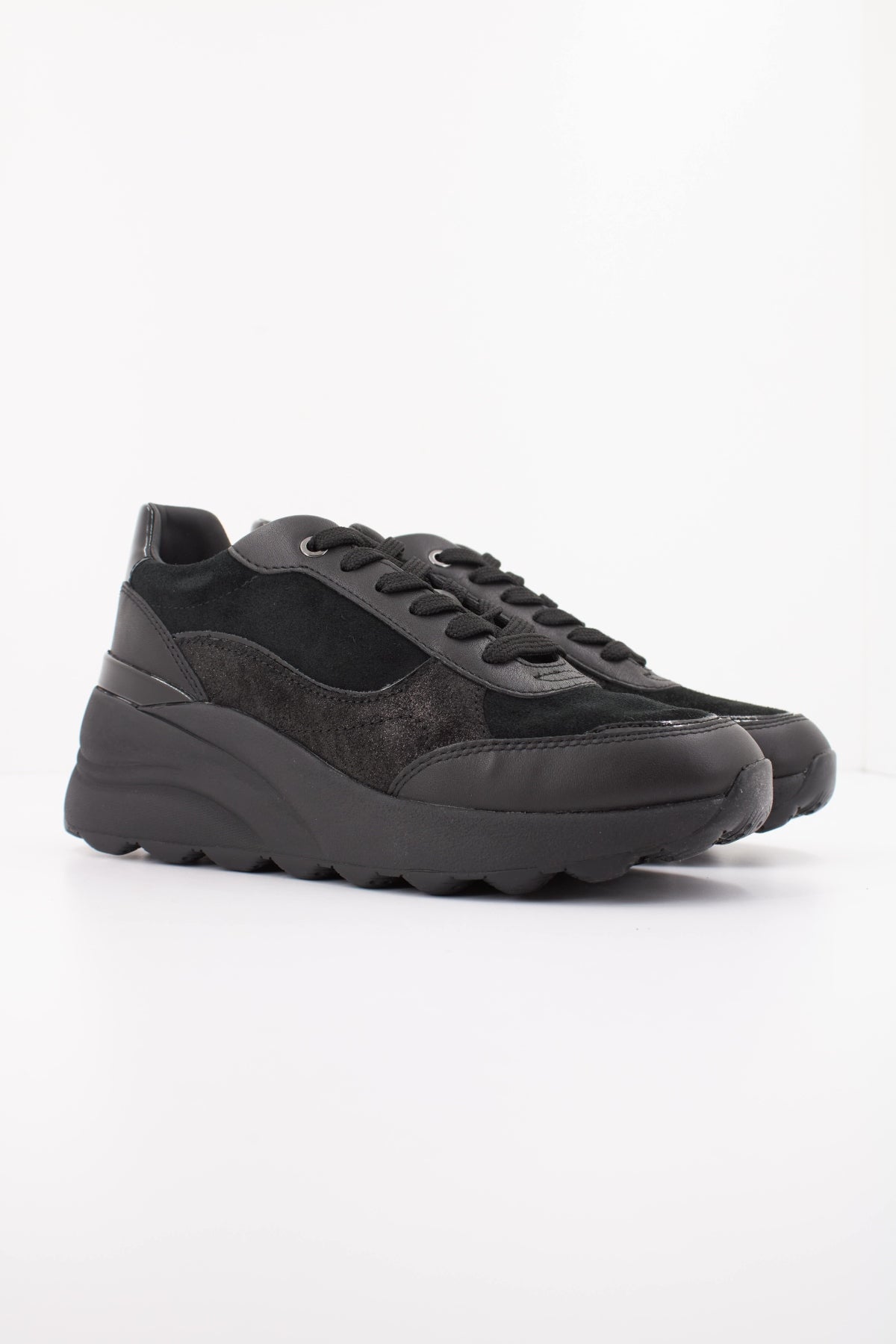 GEOX DWAB  en color NEGRO  (2)