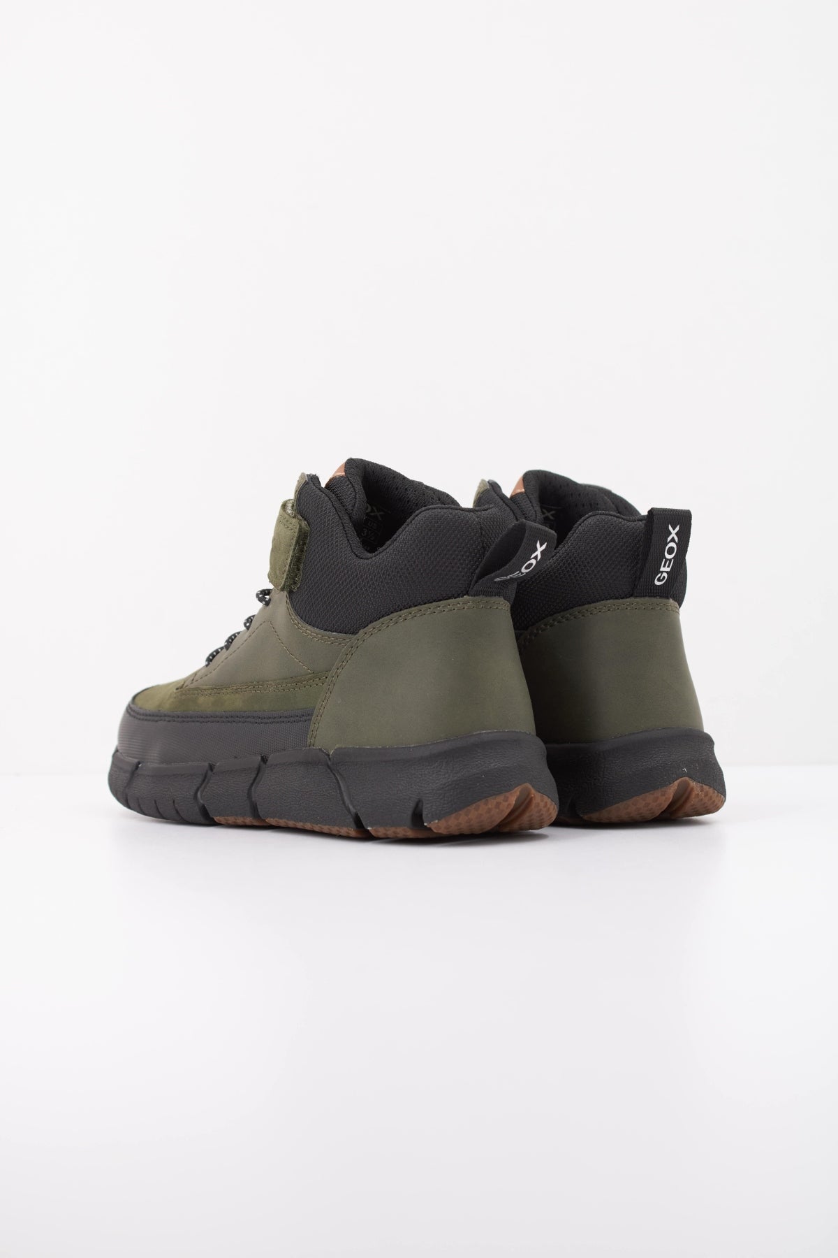 GEOX JBA ME  en color VERDE  (4)