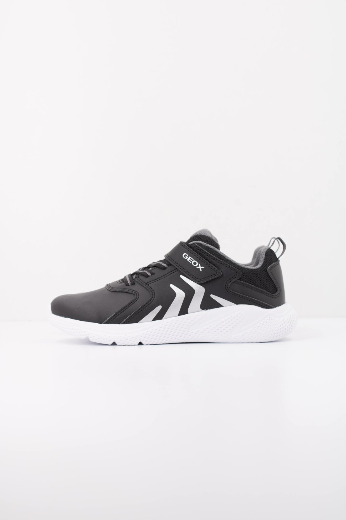 GEOX JGBE BC J SPRINTYE en color NEGRO  (1)
